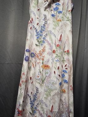 Plus Size 0x Floral Print Maxi Skirt in Ivory with Multicolor Wildflowers